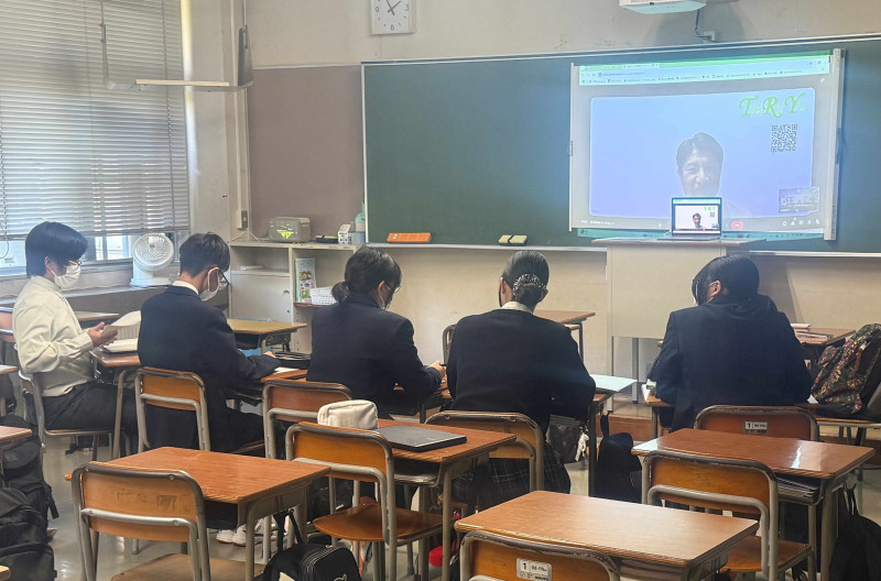 ②